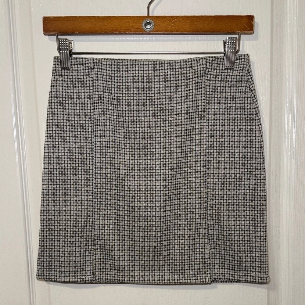 Full Tilt Women’s Stretch Mini Skirt Size Small NWOT
